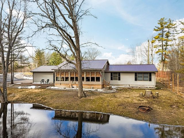 89 River Drive, Merritt, MI 49667