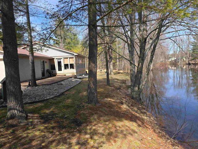 89 River Drive, Merritt, MI 49667