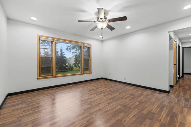 2752 197th Street W, Empire, MN 55024