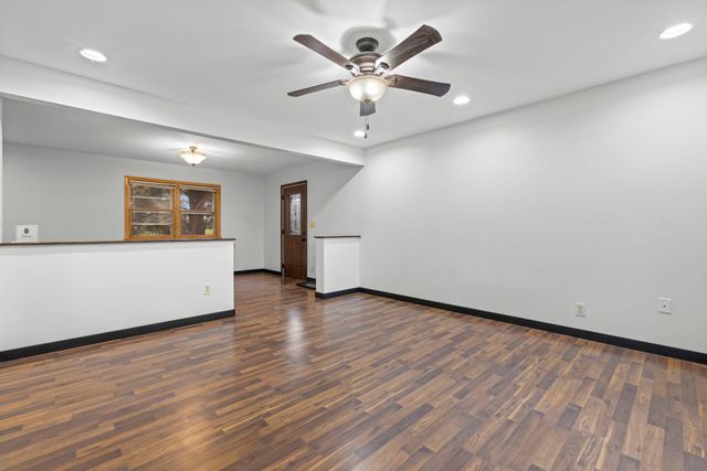 2752 197th Street W, Empire, MN 55024