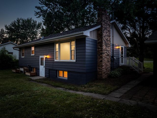2752 197th Street W, Empire, MN 55024