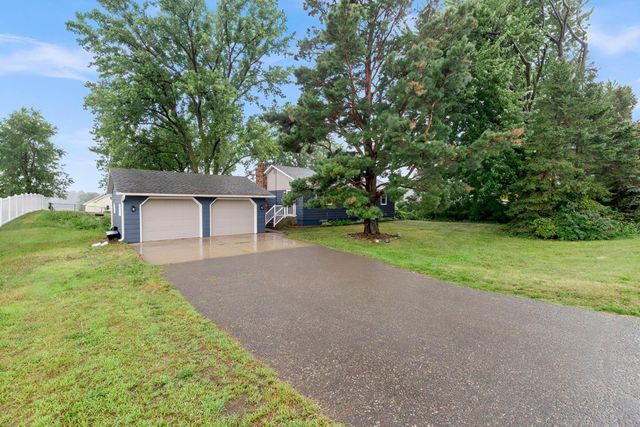 2752 197th Street W, Farmington, MN 55024