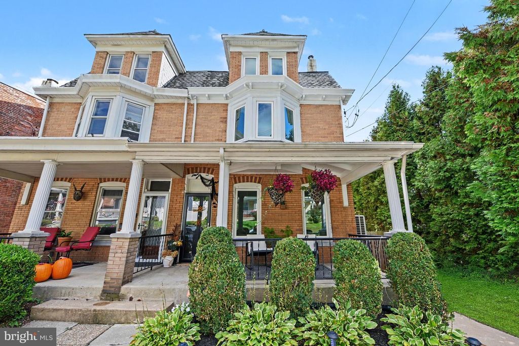 635 FORD ST #, CONSHOHOCKEN, PA 19428 — photo 2
