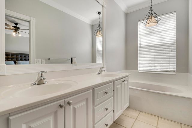 112 Wentworth Court, Jupiter, FL 33458