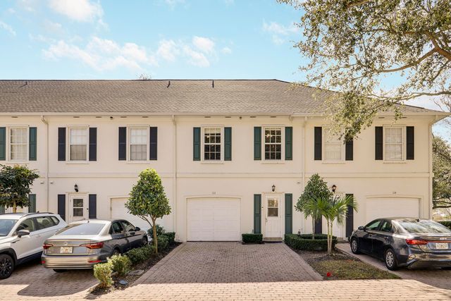 112 Wentworth Court, Jupiter, FL 33458