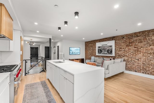 680 Tremont St 1, Boston, MA 02118