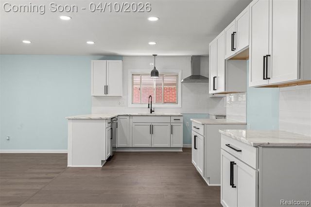 24369 Melody Lane, Taylor, MI 48180
