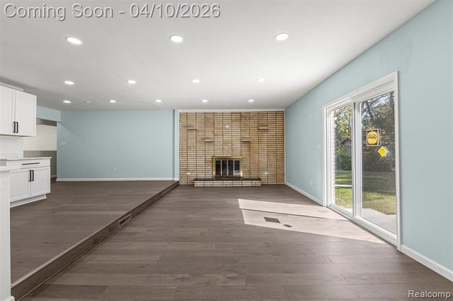 24369 Melody Lane, Taylor, MI 48180