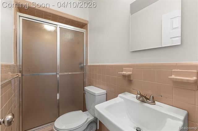 24369 Melody Lane, Taylor, MI 48180