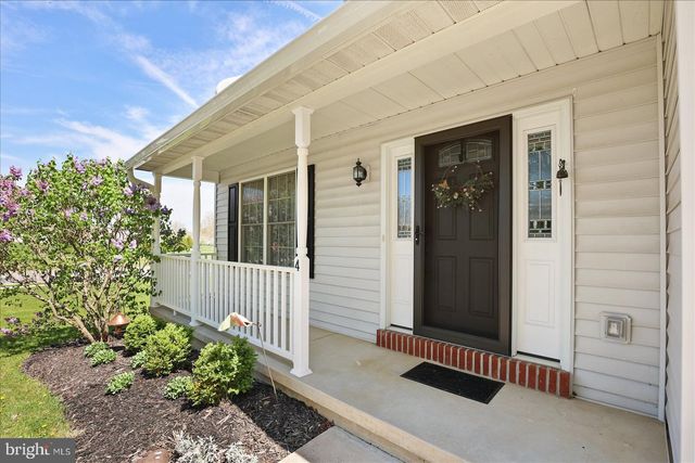 4 APPLER CT, Littlestown, PA 17340