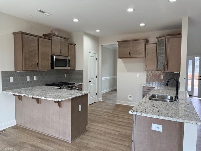 1762 Black Horse Road 50, Kernersville, NC 27284