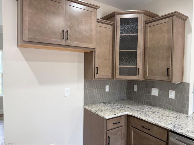 1762 Black Horse Road 50, Kernersville, NC 27284