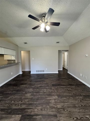 453 Little Valley Court, Fort Worth, TX 76108