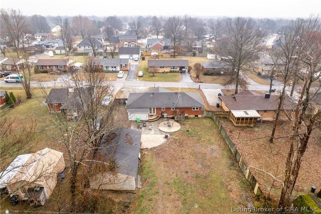 209 McConnell Drive, New Albany, IN 47150