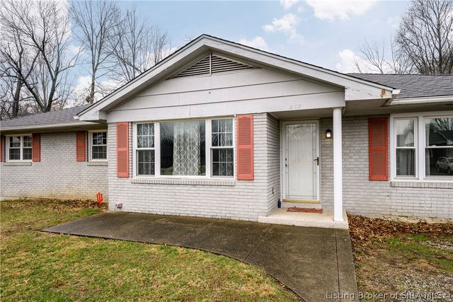 209 McConnell Drive, New Albany, IN 47150