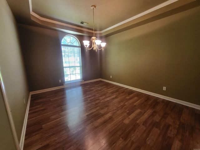 2604 Michael Lane, Jonesboro, AR 72404
