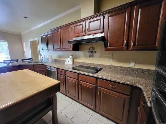 2604 Michael Lane, Jonesboro, AR 72404