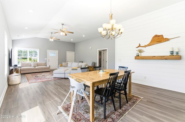 335 Lightning Bug Lane, Holly Ridge, NC 28445