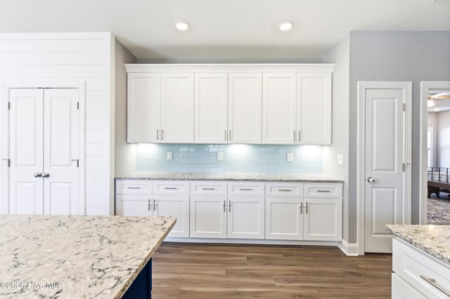 335 Lightning Bug Lane, Holly Ridge, NC 28445