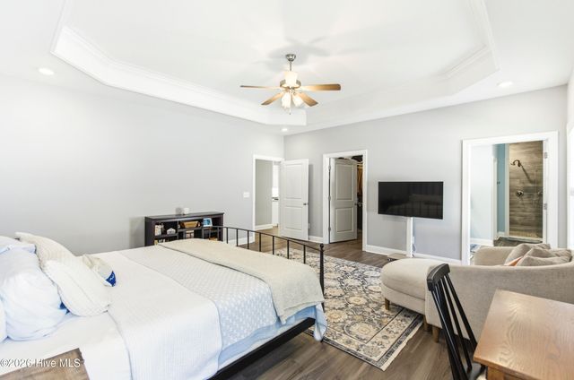 335 Lightning Bug Lane, Holly Ridge, NC 28445