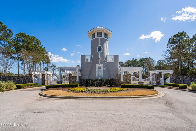 335 Lightning Bug Lane, Holly Ridge, NC 28445