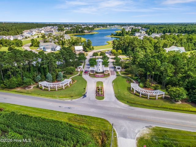 335 Lightning Bug Lane, Holly Ridge, NC 28445