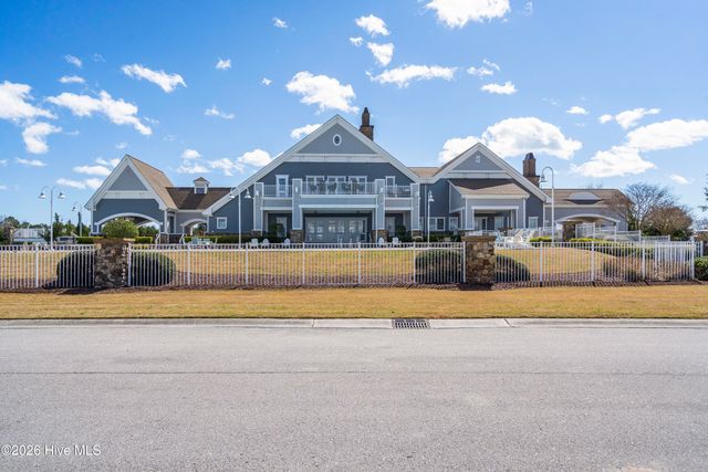 335 Lightning Bug Lane, Holly Ridge, NC 28445