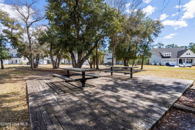 335 Lightning Bug Lane, Holly Ridge, NC 28445