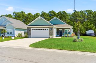 335 Lightning Bug Lane, Holly Ridge, NC 28445