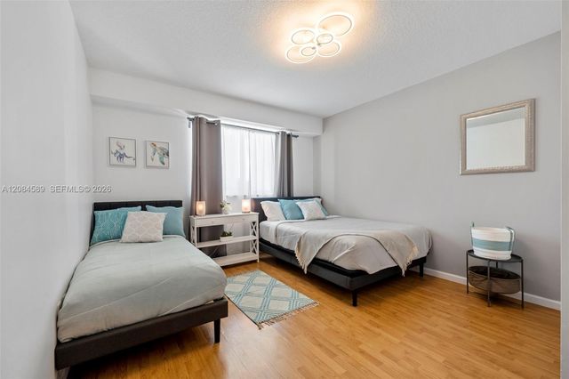 18100 N Bay Road 308, Sunny Isles Beach, FL 33160