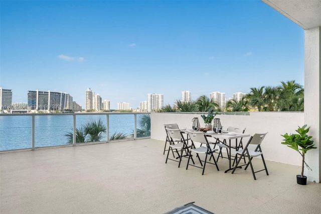 18100 N Bay Road 308, Sunny Isles Beach, FL 33160