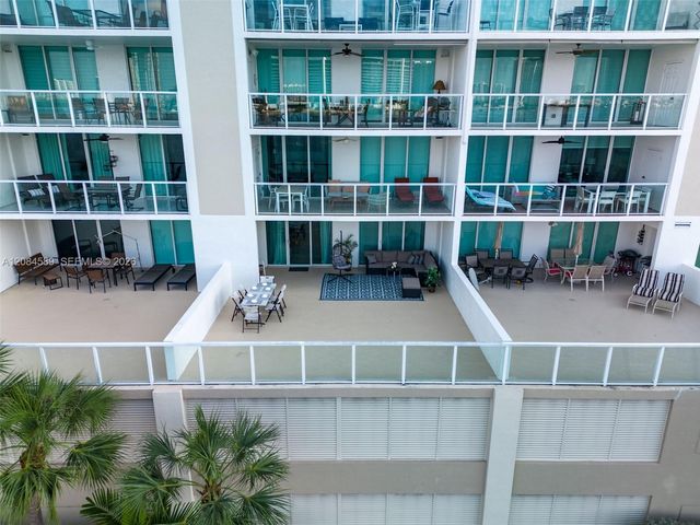 18100 N Bay Road 308, Sunny Isles Beach, FL 33160