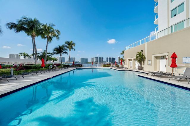 18100 N Bay Road 308, Sunny Isles Beach, FL 33160