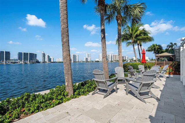 18100 N Bay Road 308, Sunny Isles Beach, FL 33160