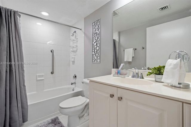 18100 N Bay Road 308, Sunny Isles Beach, FL 33160