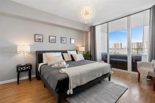 18100 N Bay Road 308, Sunny Isles Beach, FL 33160