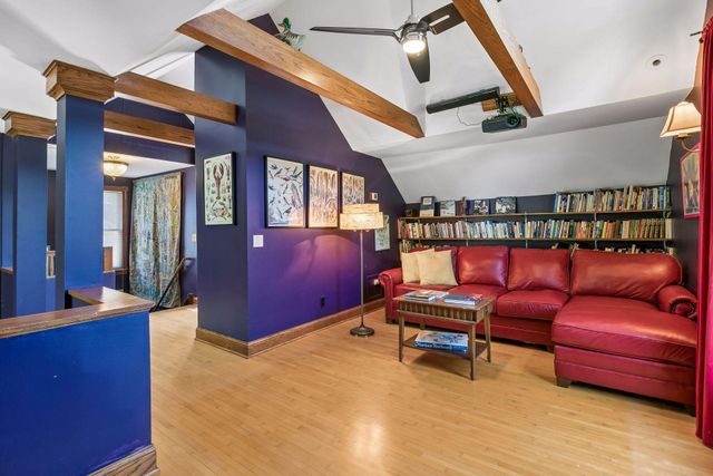 1929 James Avenue S, Minneapolis, MN 55403