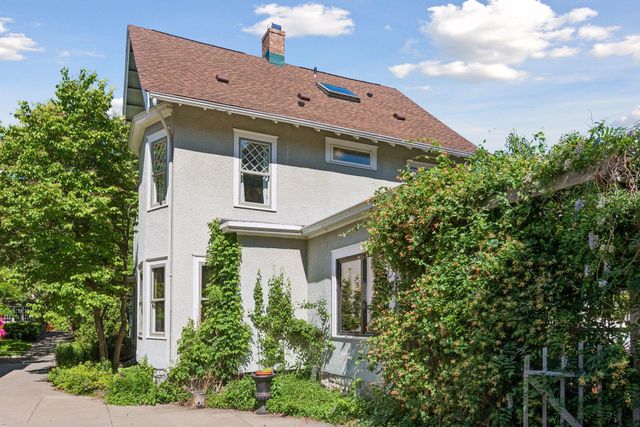 1929 James Avenue S, Minneapolis, MN 55403