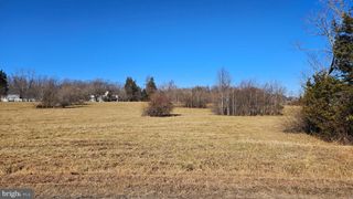 64 BRIDLEWOOD LN, Fredericksburg, VA 22406