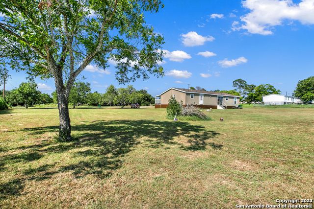 139 ANGEL LN, Seguin, TX 78155