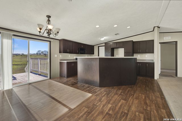 139 ANGEL LN, Seguin, TX 78155