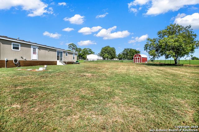 139 ANGEL LN, Seguin, TX 78155