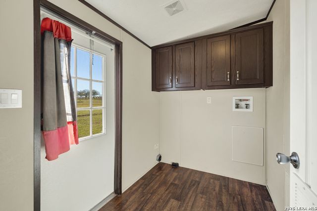 139 ANGEL LN, Seguin, TX 78155