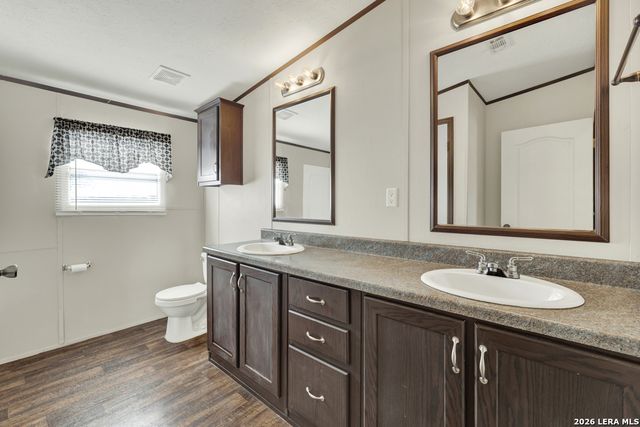 139 ANGEL LN, Seguin, TX 78155