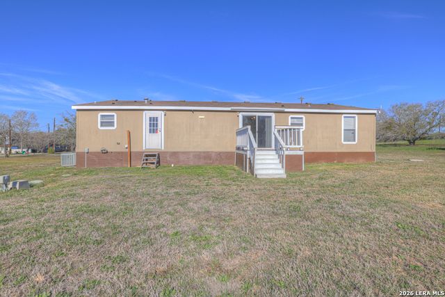 139 ANGEL LN, Seguin, TX 78155