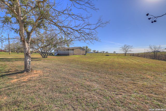 139 ANGEL LN, Seguin, TX 78155