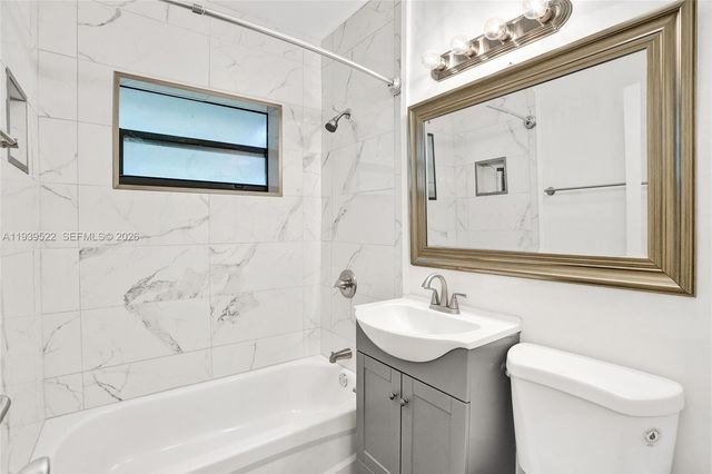 1050 NE 153rd Ter, North Miami Beach, FL 33162