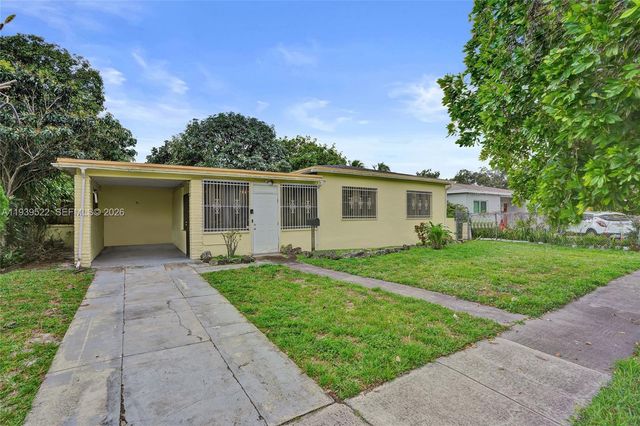 1050 NE 153rd Ter, North Miami Beach, FL 33162