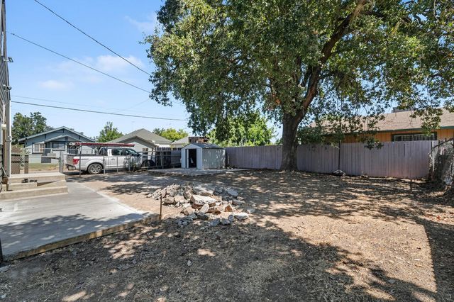376 S. Locust St, Stockton, CA 95205