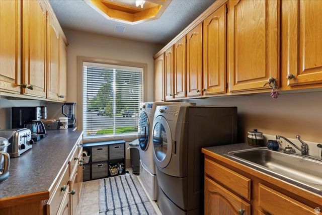 960 E PAR THREE CIR, Fruit Heights, UT 84037
